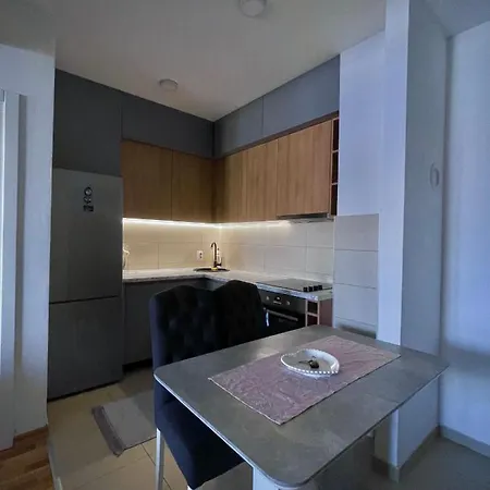 Masa Apartment *